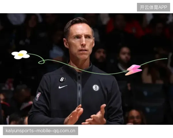 球星在赛季间休息期选择私人教练继续打磨细节，巅峰状态铸就传奇